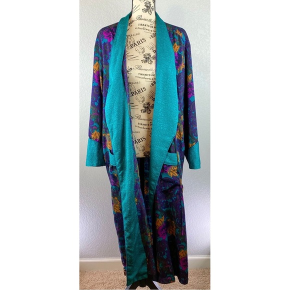 Vintage 90’s/Y2K Victoria Secret Gold Label Green Paisley Floral Kimono, Medium - Picture 4 of 9